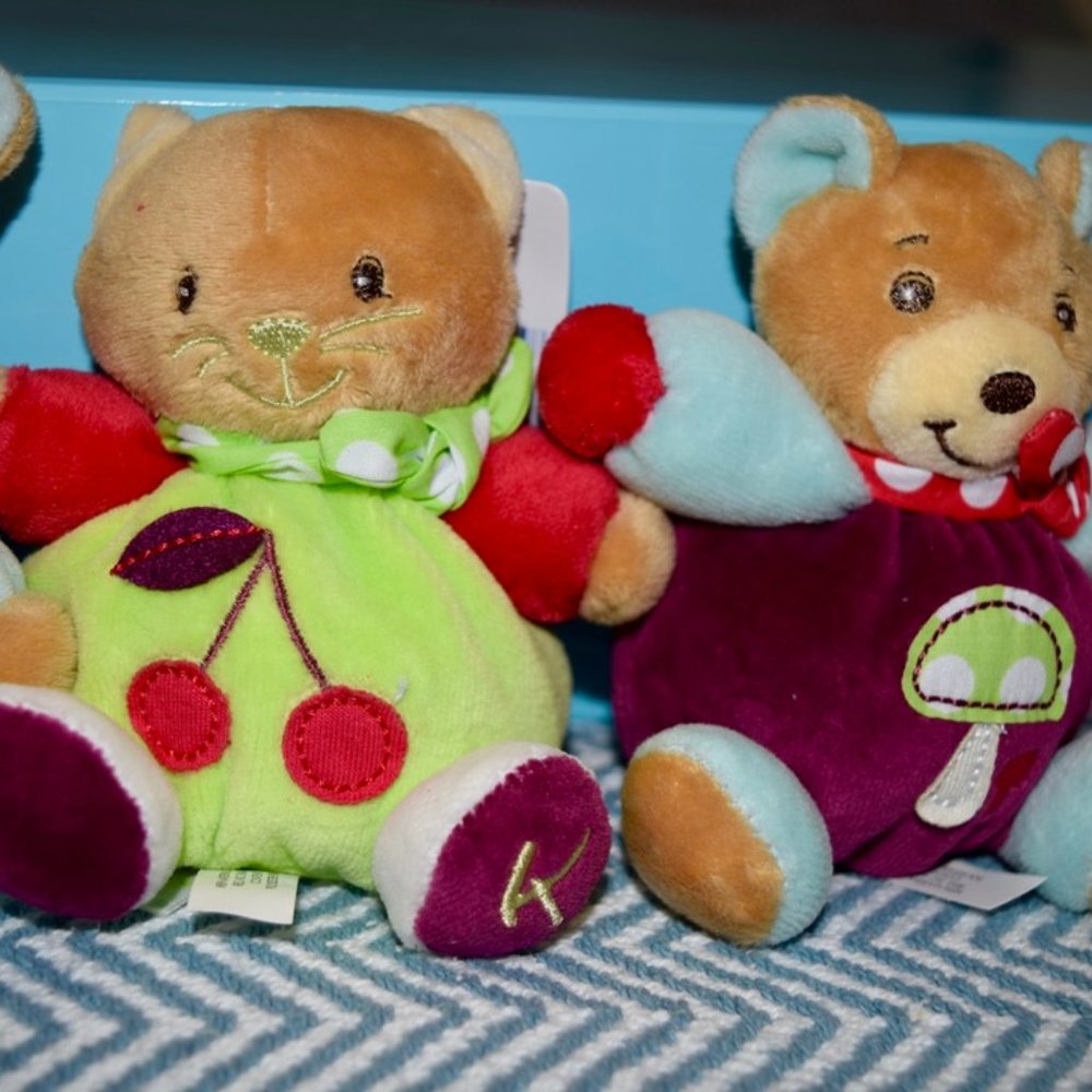 Kaloo Colours Small Mouse, Cat, Bear & Rabbit with ties - Picture 4 of 5